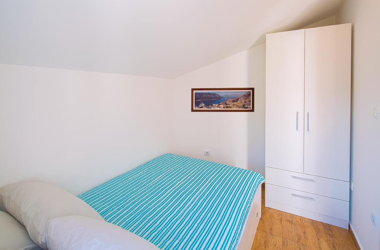 Apartment Kotor Bay Esterno foto