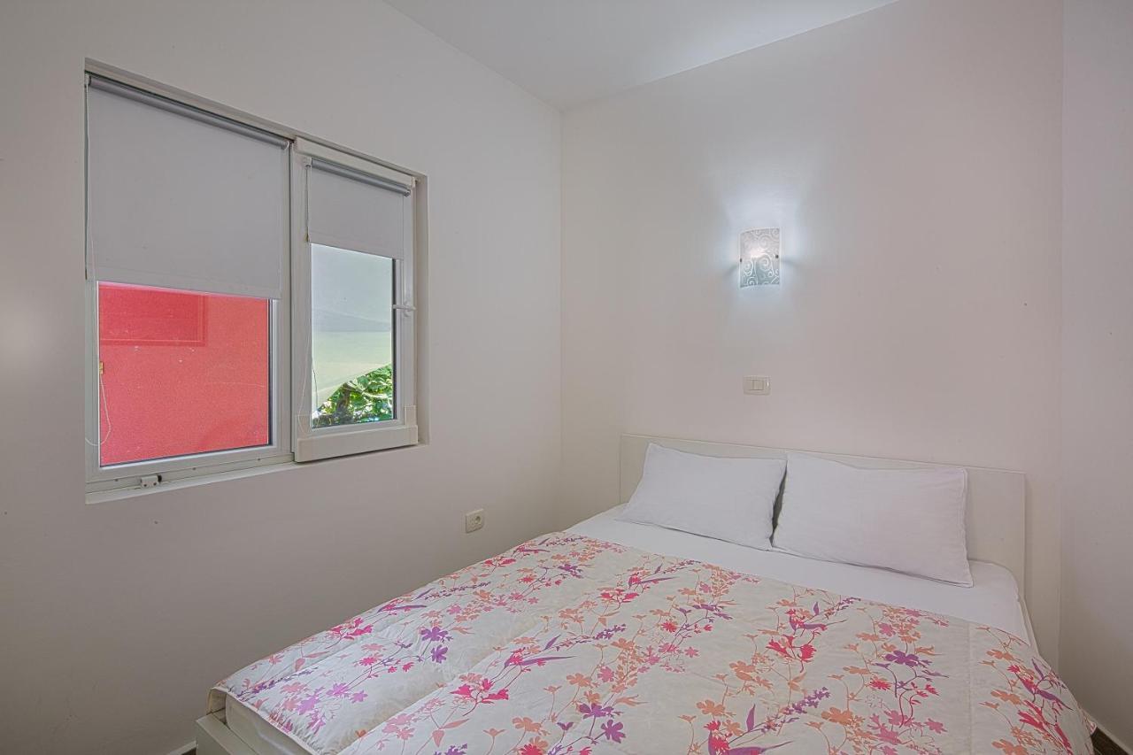 Apartment Kotor Bay Esterno foto